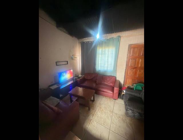 2 BEDROOM HOUSE FOR SALE IN PALIME